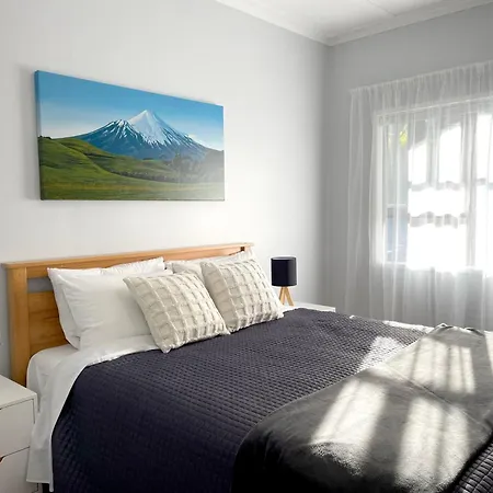 Huatoki Hideaway Peaceful Central Location New Plymouth Exterior photo